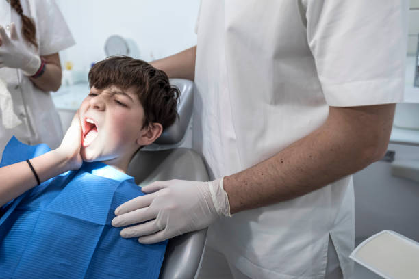 Best Emergency Tooth Extraction in Santa Rosa, CA